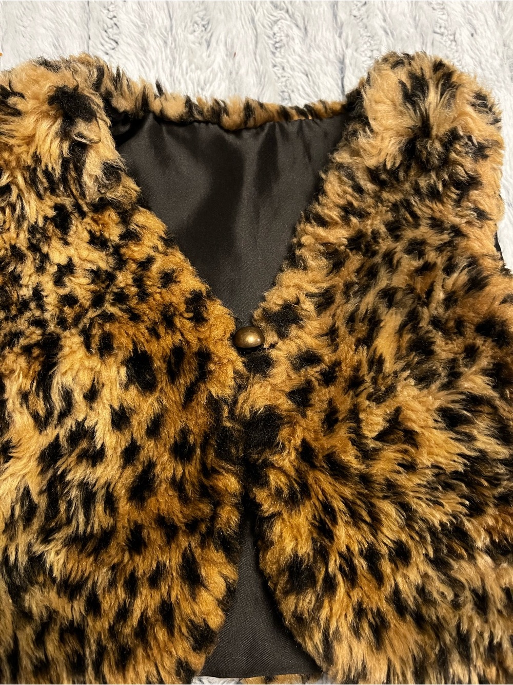 Faux Fur Leopard Print Vest - Black & Golden Brown